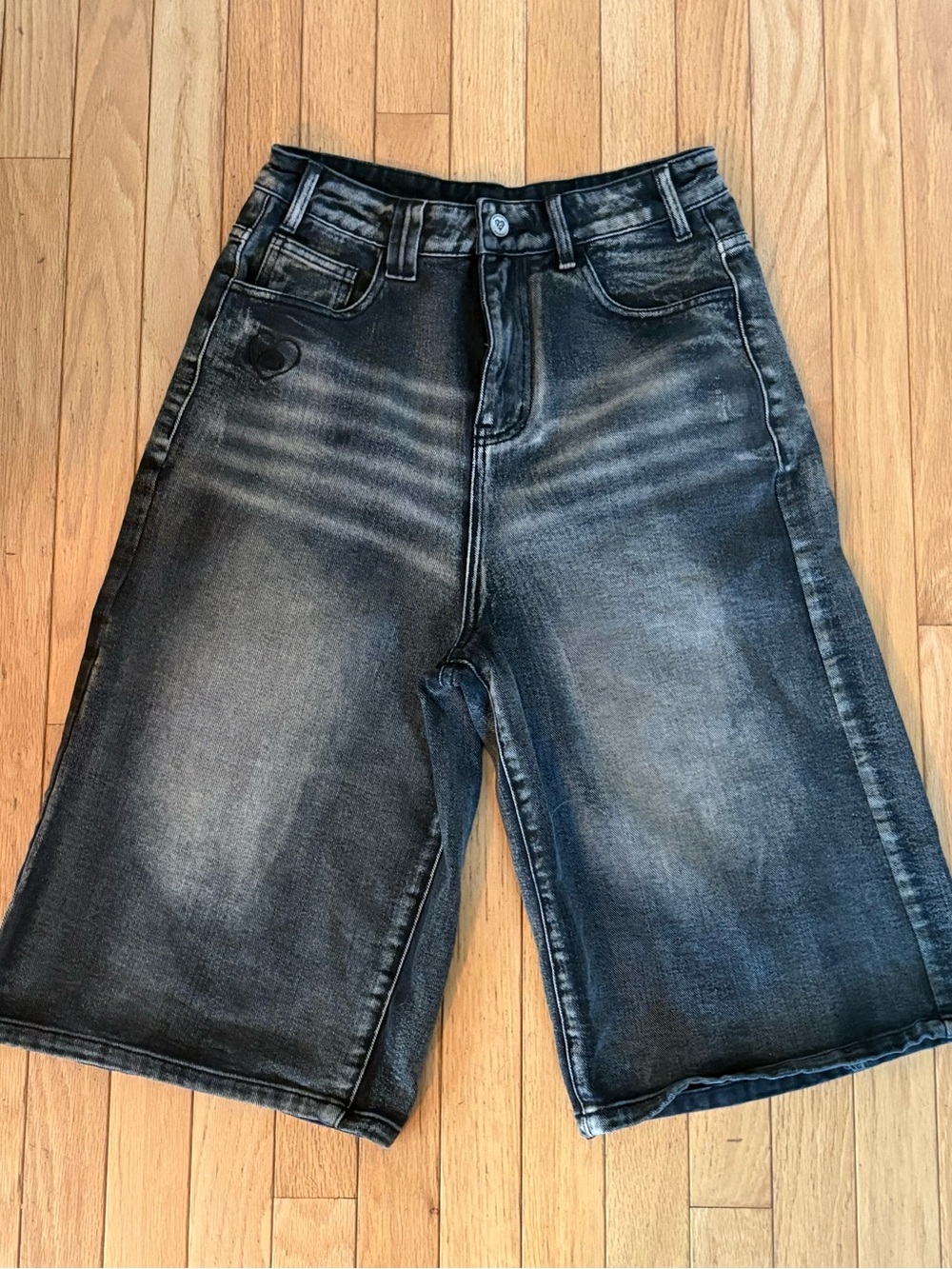 Aelfric Eden Black Vintage Washed Denim Jorts, Size 28